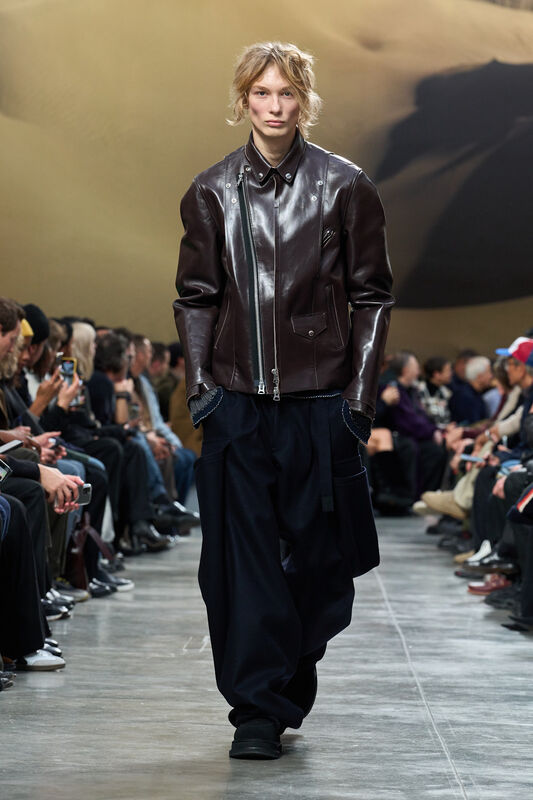 Sacai m F25 037