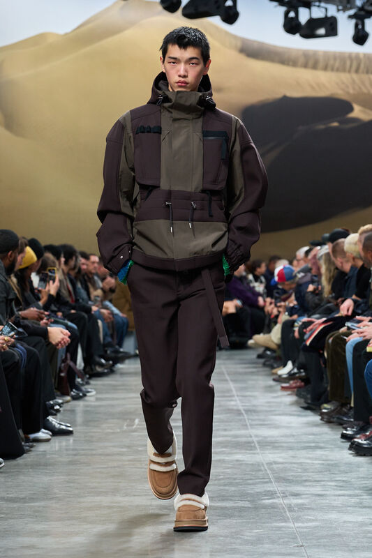 Sacai m F25 041