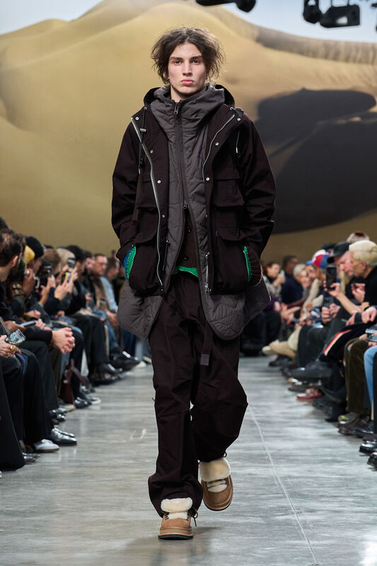 Sacai m F25 045