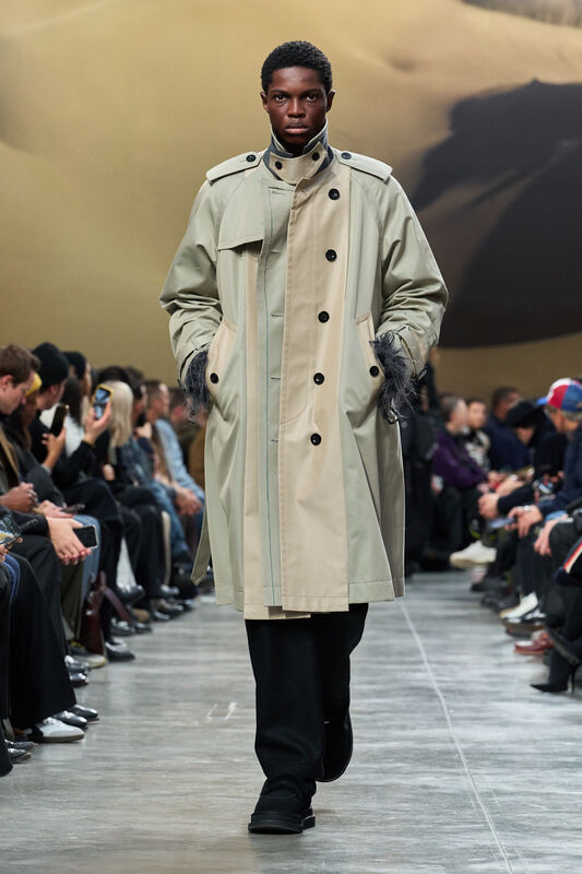 Sacai m F25 065