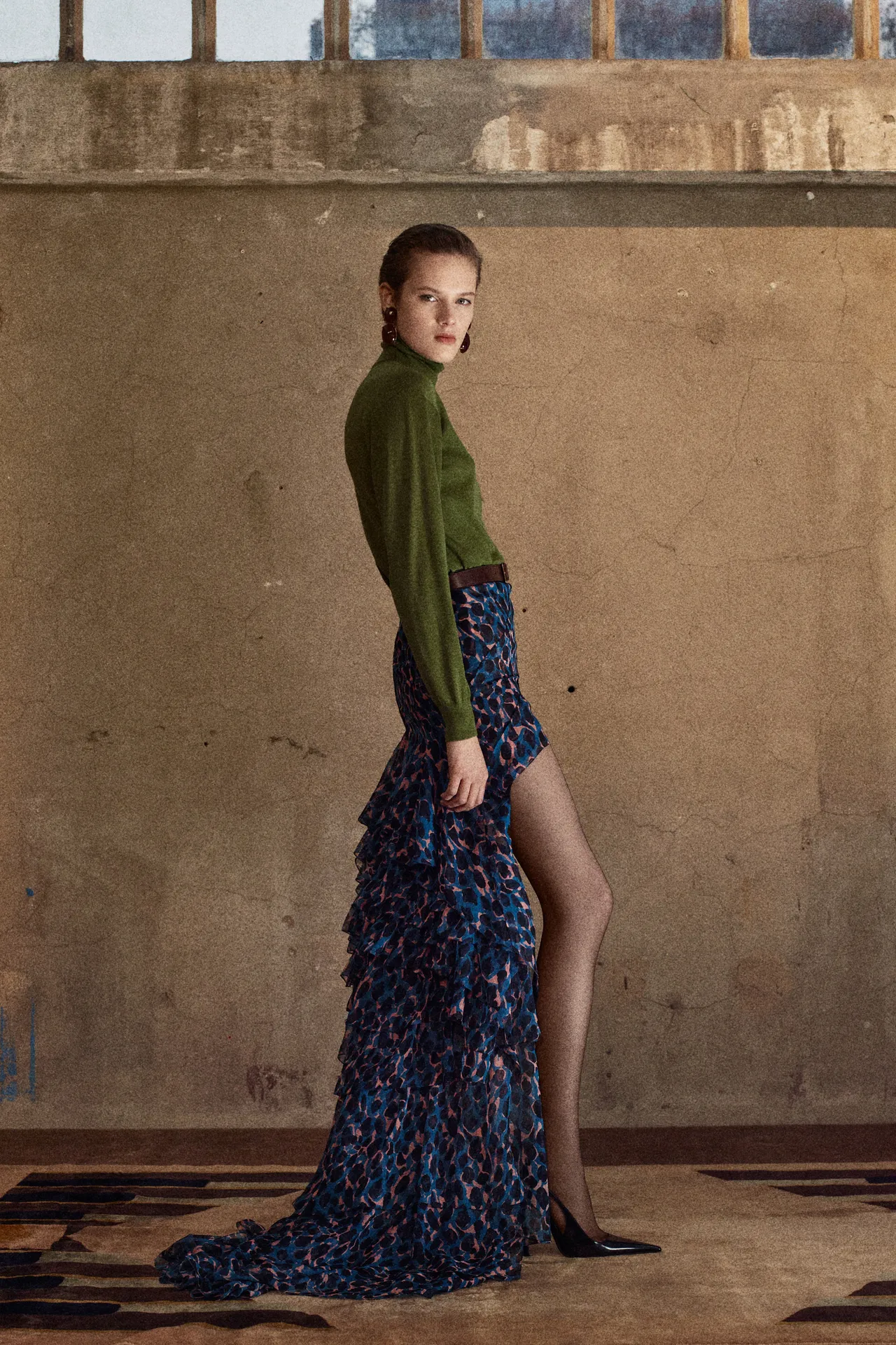 00029-saint-laurent-pre-fall-2025-ready-to-wear-credit-brand