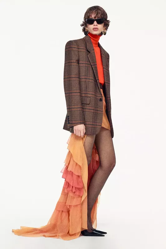 00018-saint-laurent-pre-fall-2025-ready-to-wear-credit-brand