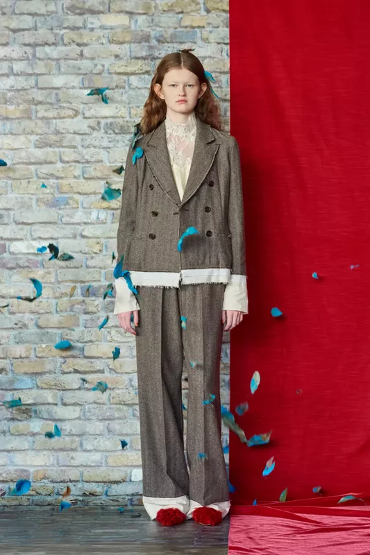 00017-undercover-pre-fall-2025-credit-brand