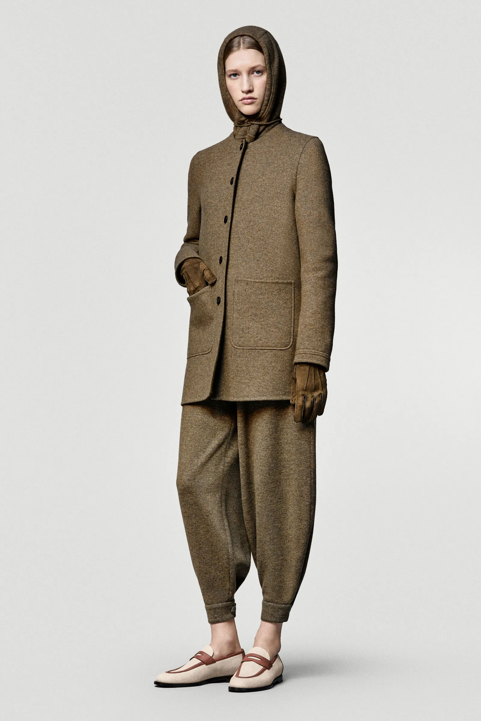 00004-loro-piana-fall-2025-ready-to-wear-credit-brand