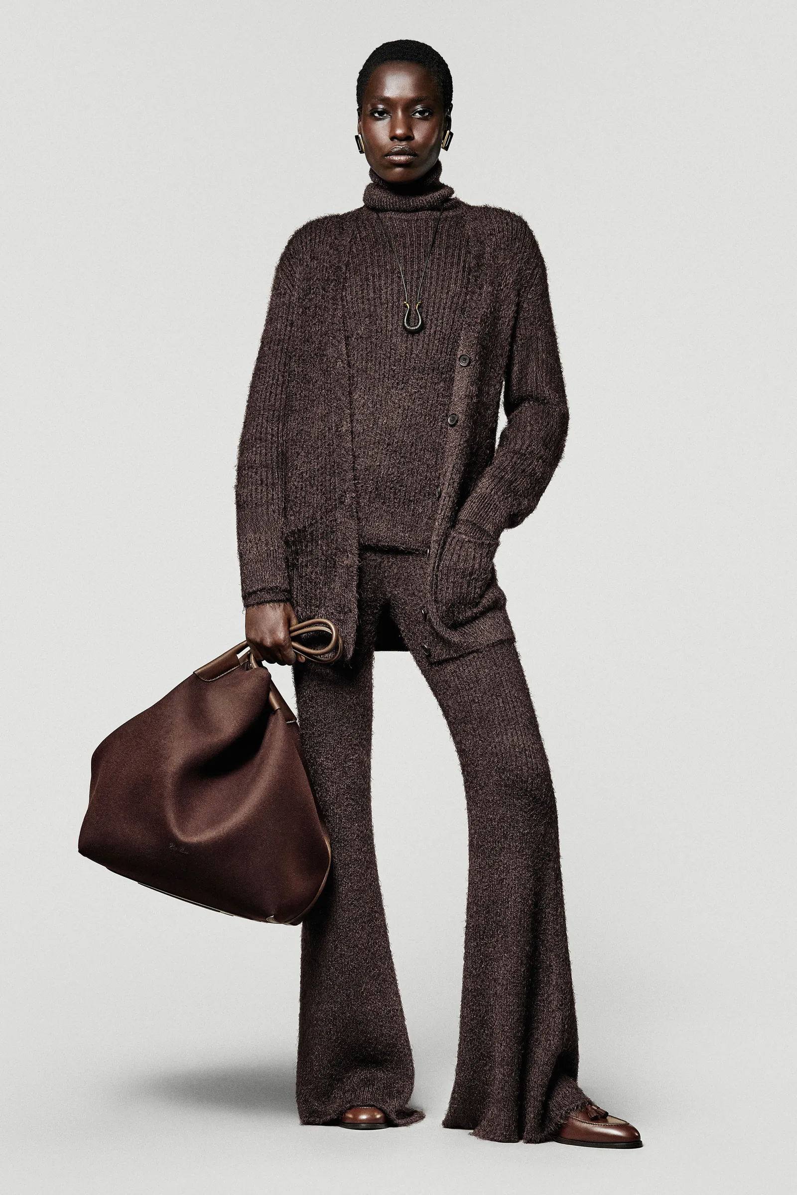 00010-loro-piana-fall-2025-ready-to-wear-credit-brand