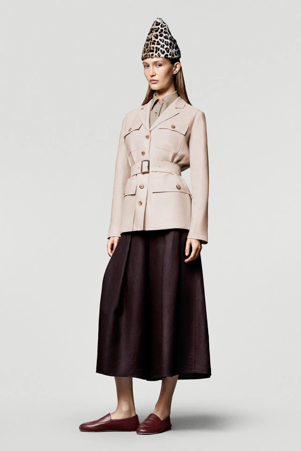 00030-loro-piana-fall-2025-ready-to-wear-credit-brand