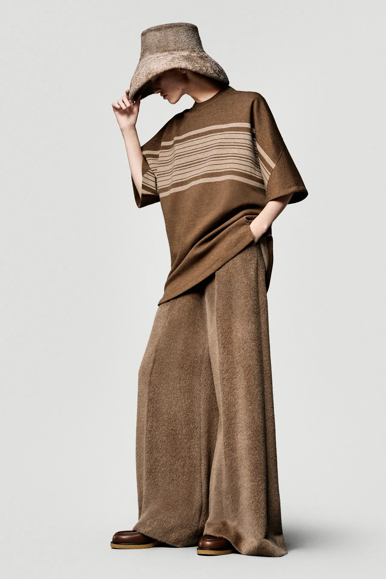 00044-loro-piana-fall-2025-ready-to-wear-credit-brand
