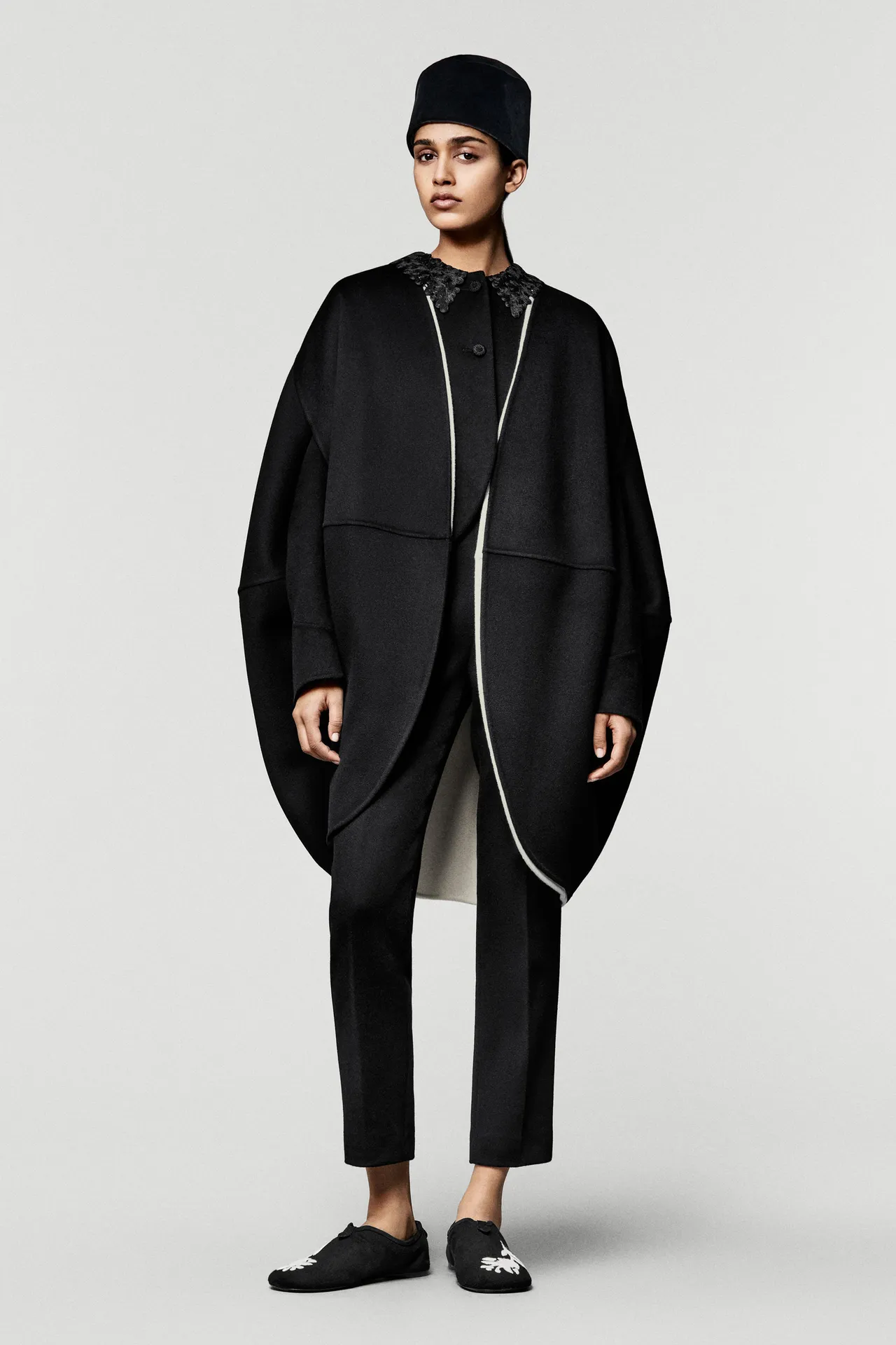 00071-loro-piana-fall-2025-ready-to-wear-credit-brand