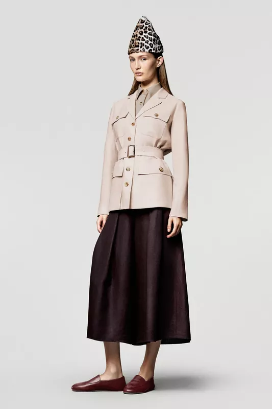 00030-loro-piana-fall-2025-ready-to-wear-credit-brand