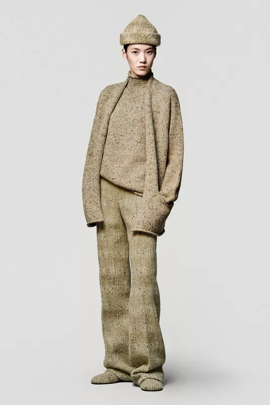 00034-loro-piana-fall-2025-ready-to-wear-credit-brand