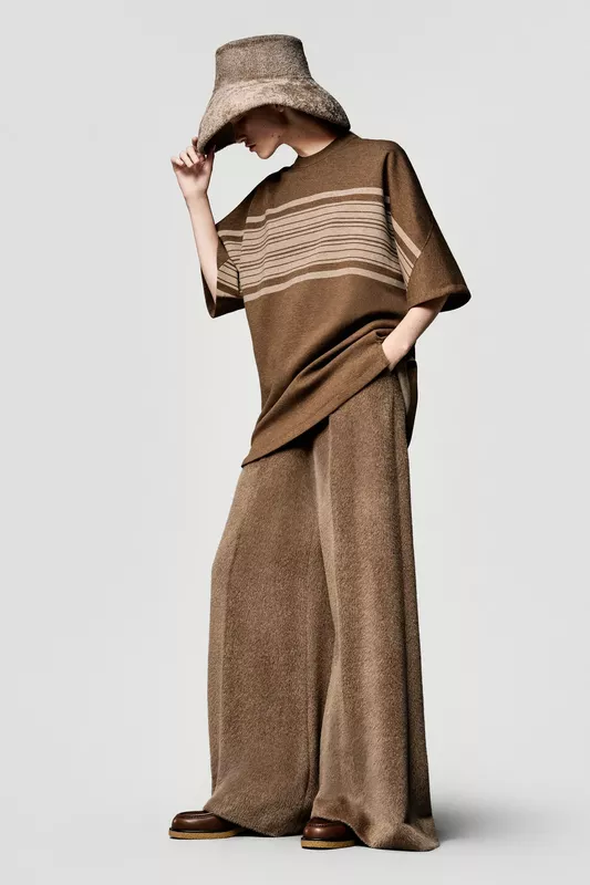 00044-loro-piana-fall-2025-ready-to-wear-credit-brand