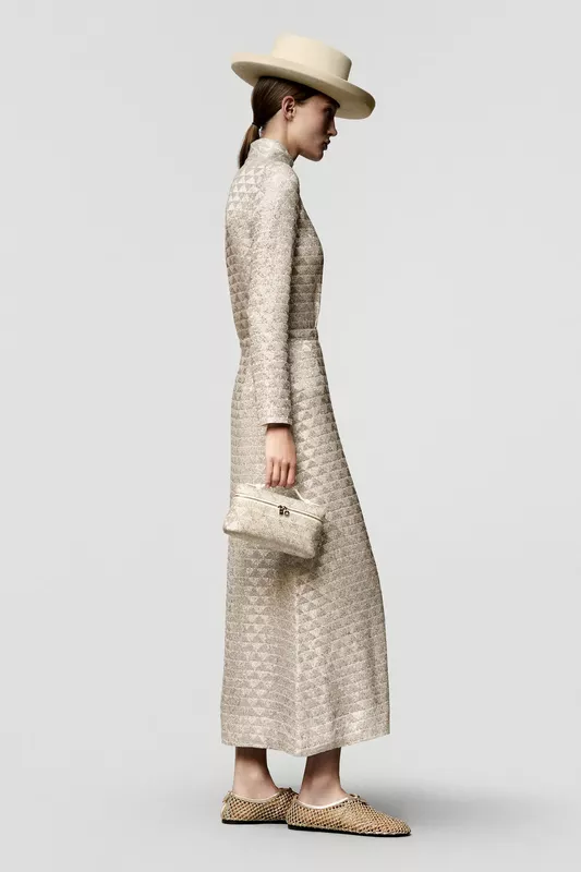 00050-loro-piana-fall-2025-ready-to-wear-credit-brand