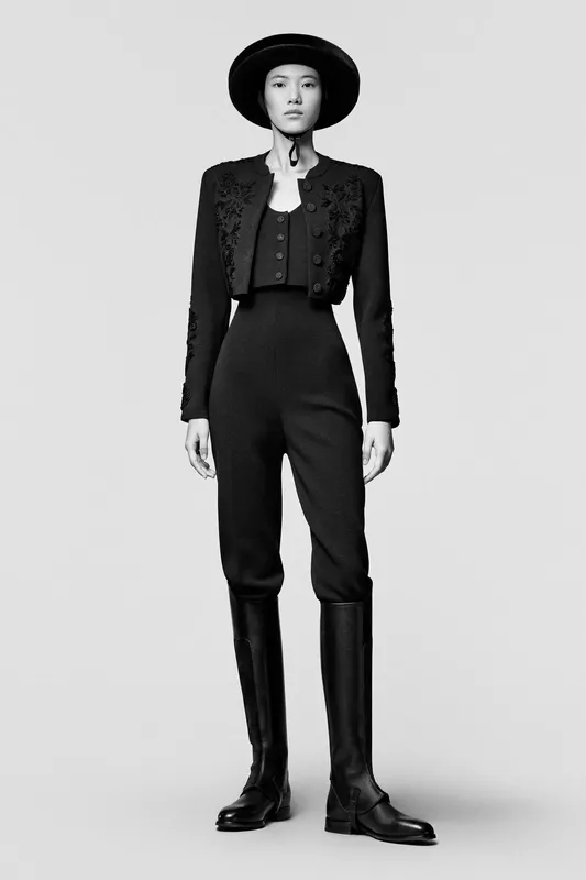 00070-loro-piana-fall-2025-ready-to-wear-credit-brand