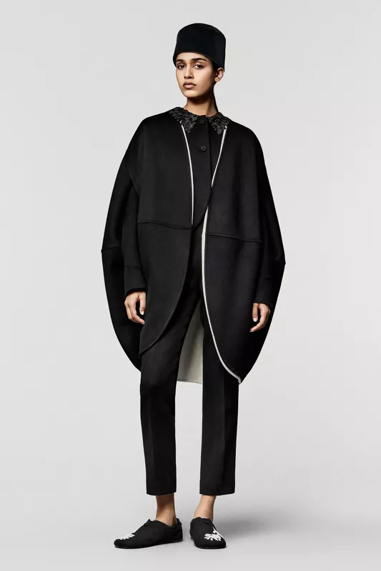 00071-loro-piana-fall-2025-ready-to-wear-credit-brand