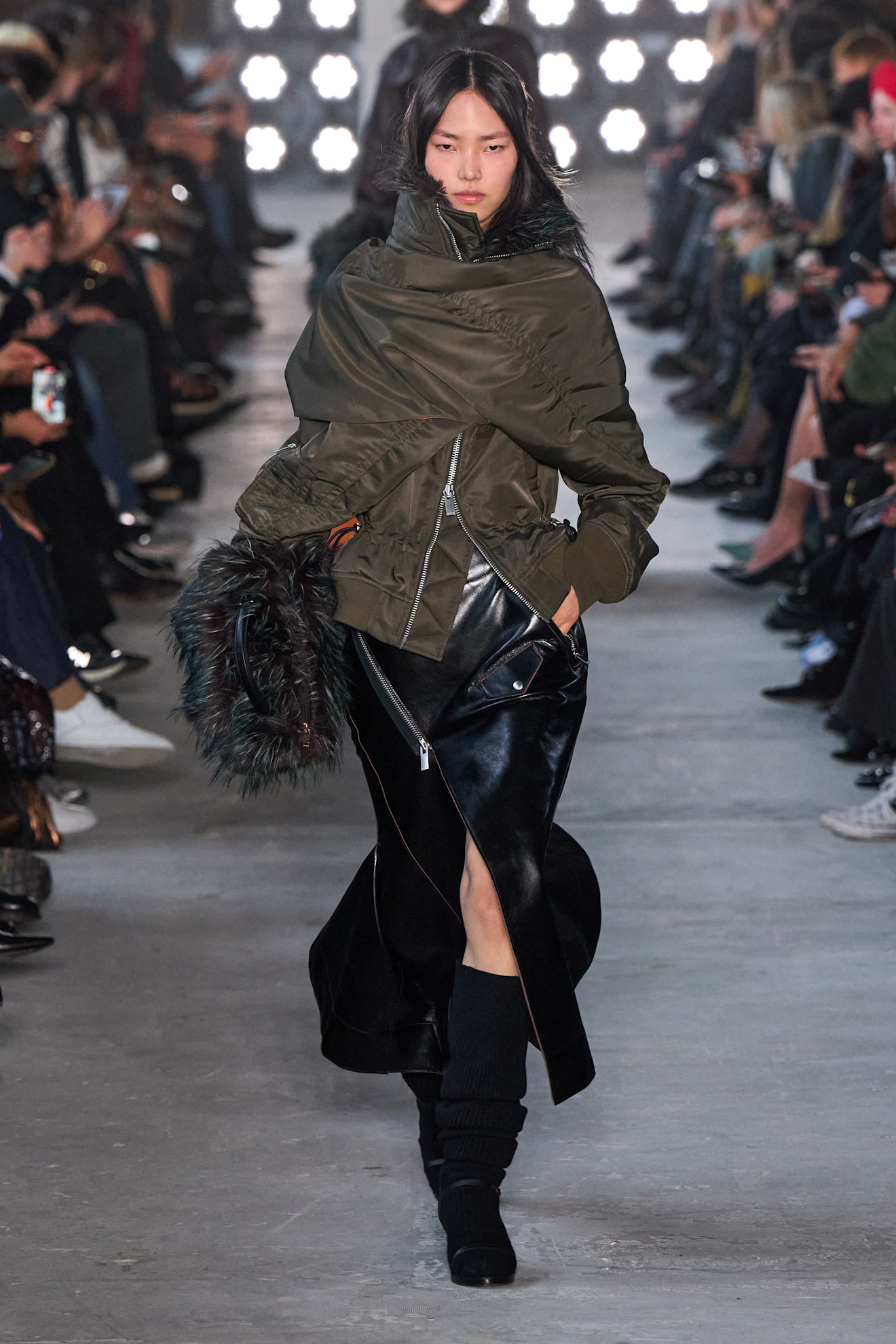 Sacai F25 032
