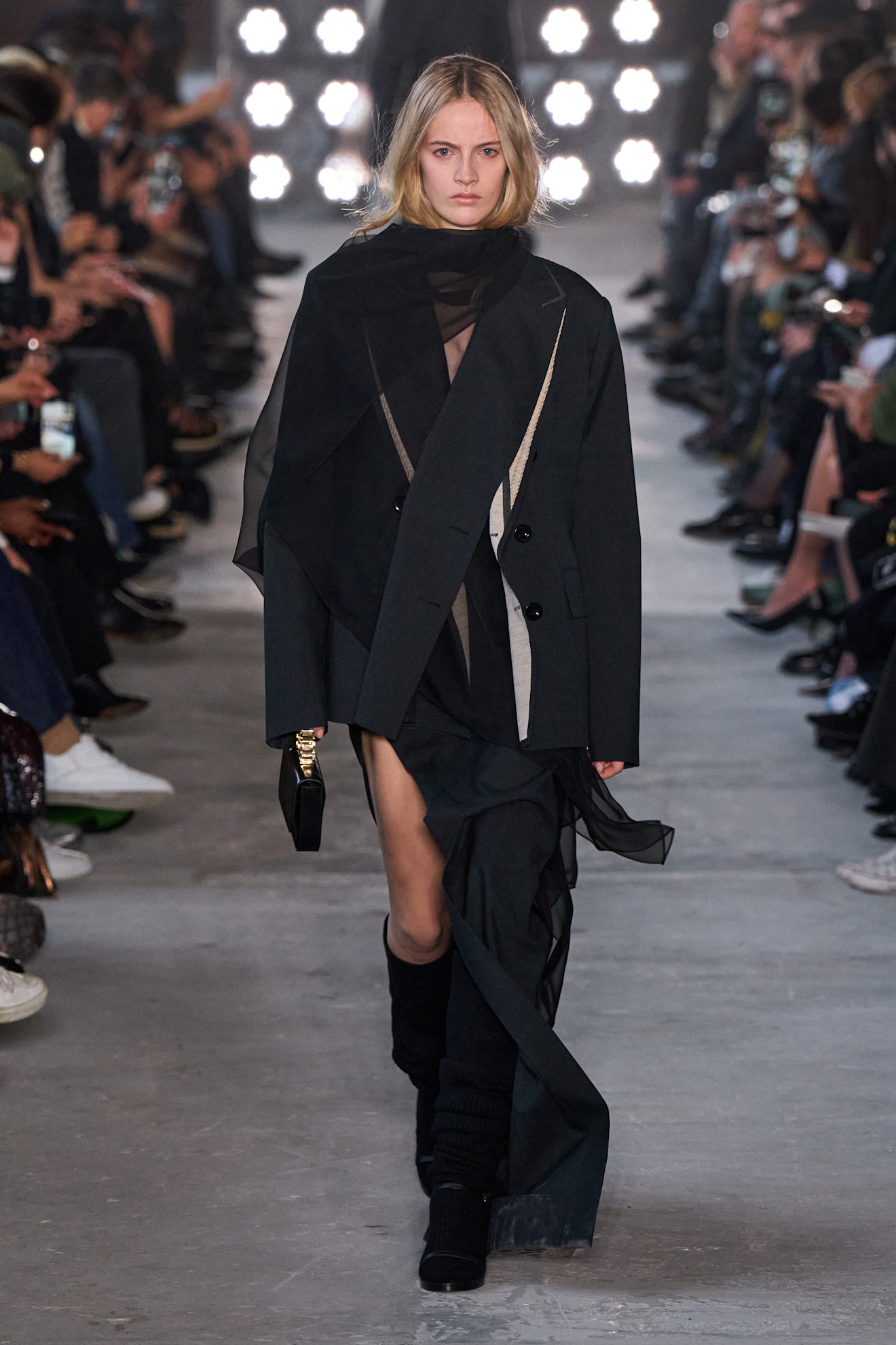 Sacai F25 043