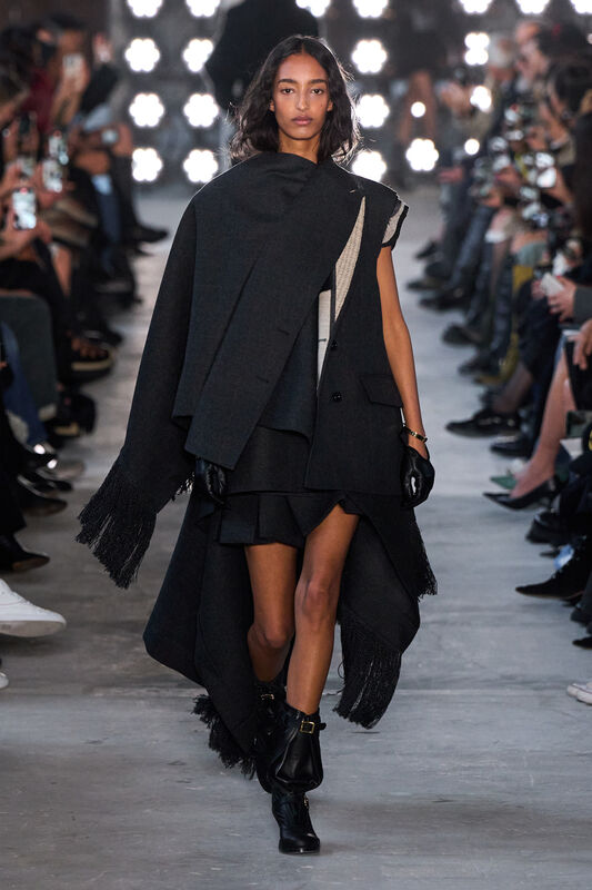 Sacai F25 004