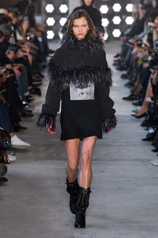 Sacai F25 006