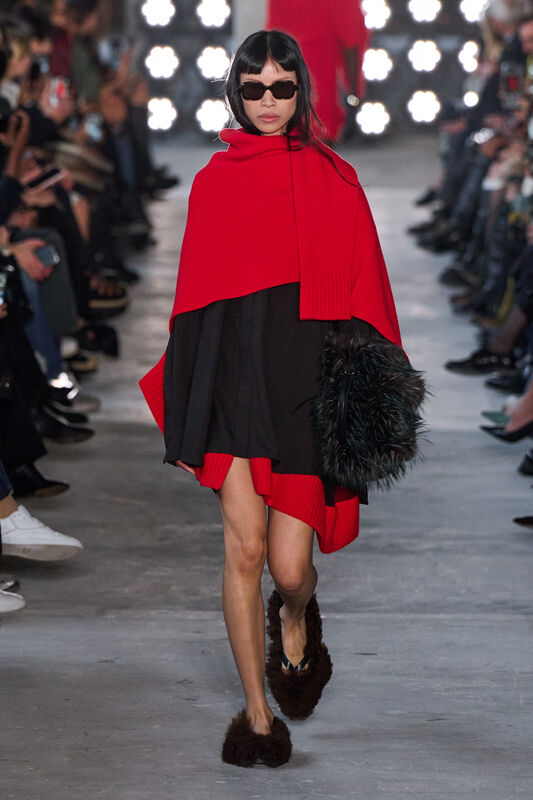Sacai F25 012