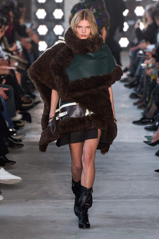Sacai F25 027