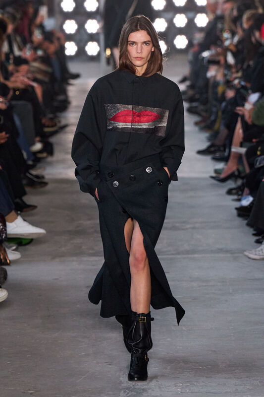 Sacai F25 042