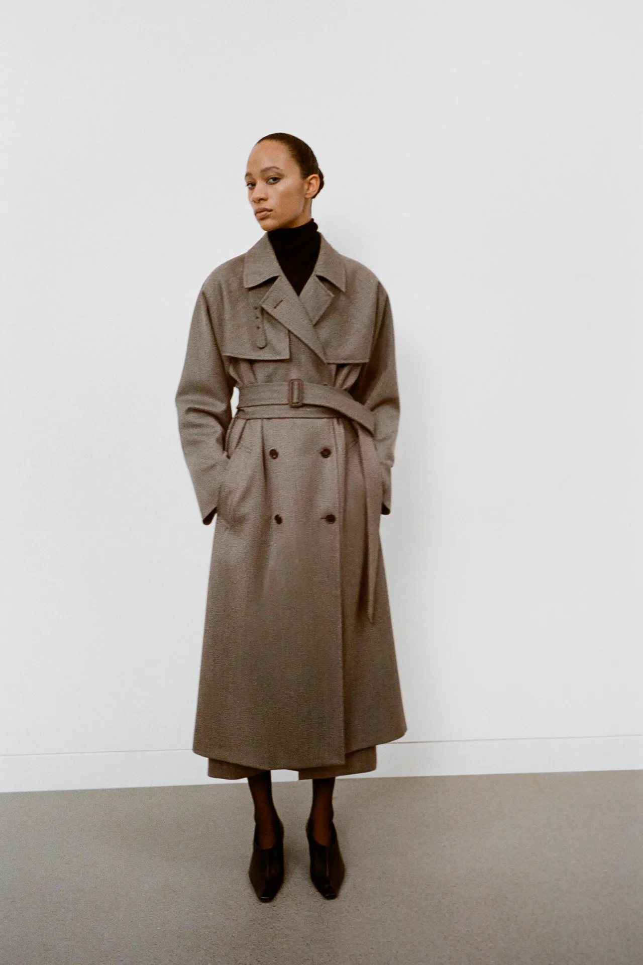 00003-the-row-fall-2025-ready-to-wear-credit-brand