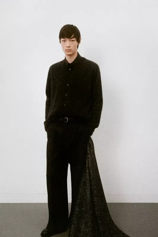 00020-the-row-fall-2025-ready-to-wear-credit-brand