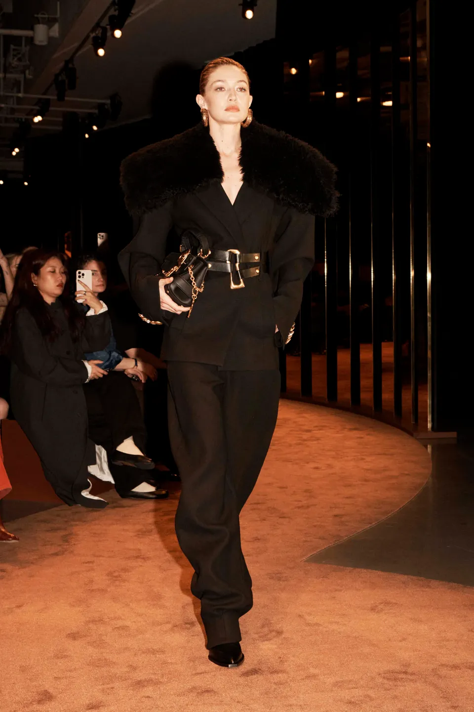00001-schiaparelli-fall-2025-ready-to-wear-courtesy-of-schiaparelli