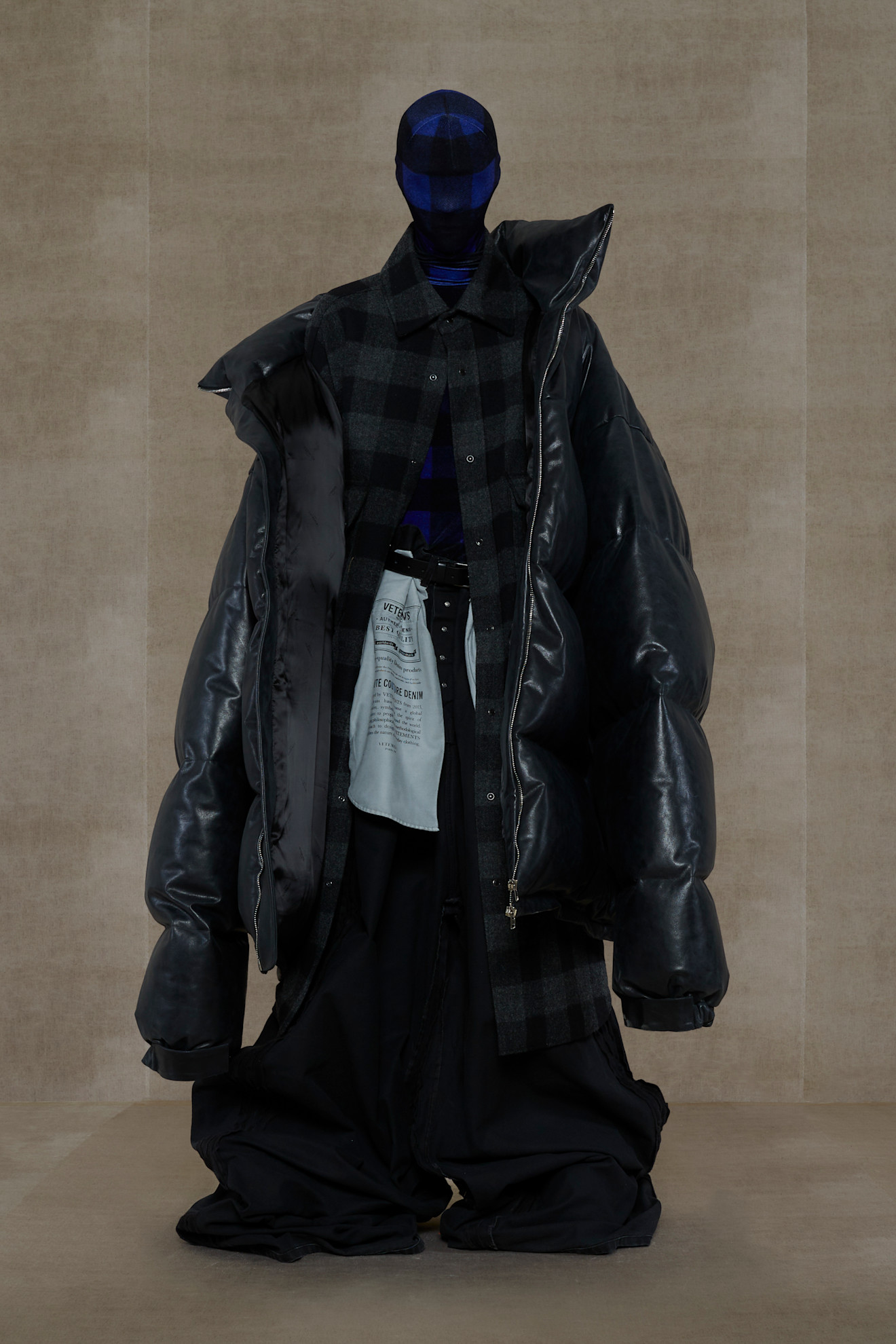 Vetements PO S24 012
