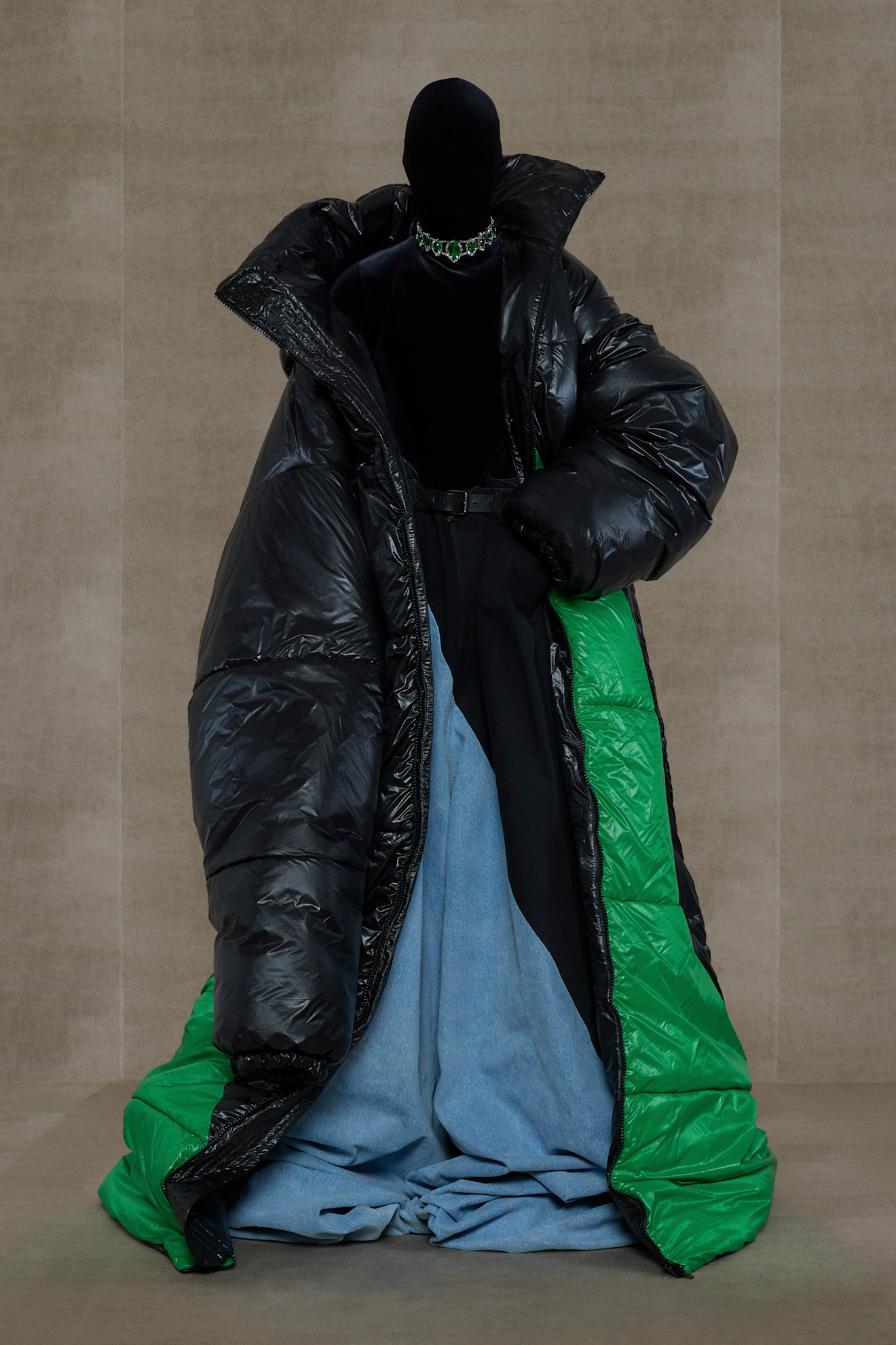 Vetements PO S24 016