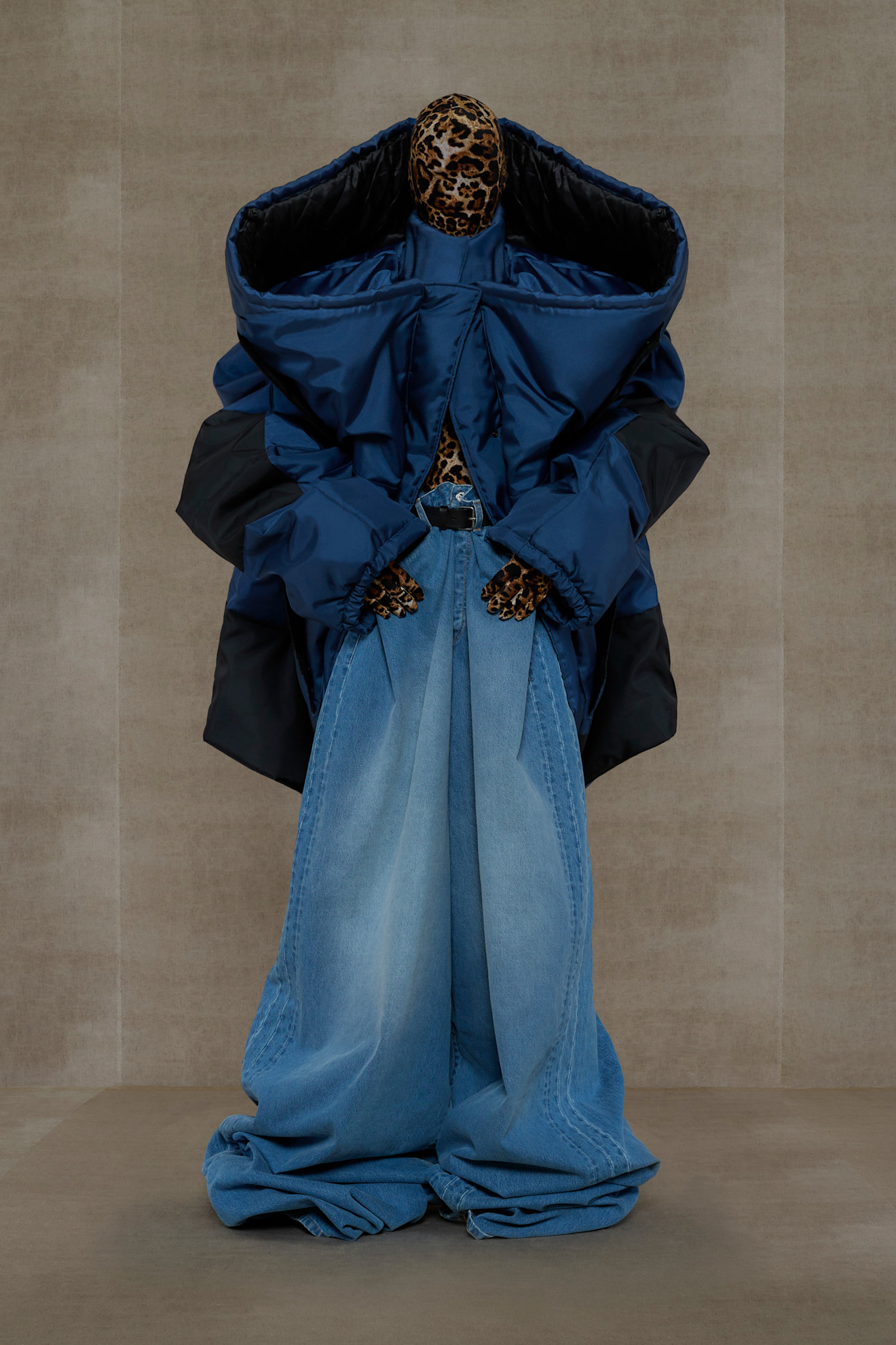 Vetements PO S24 030