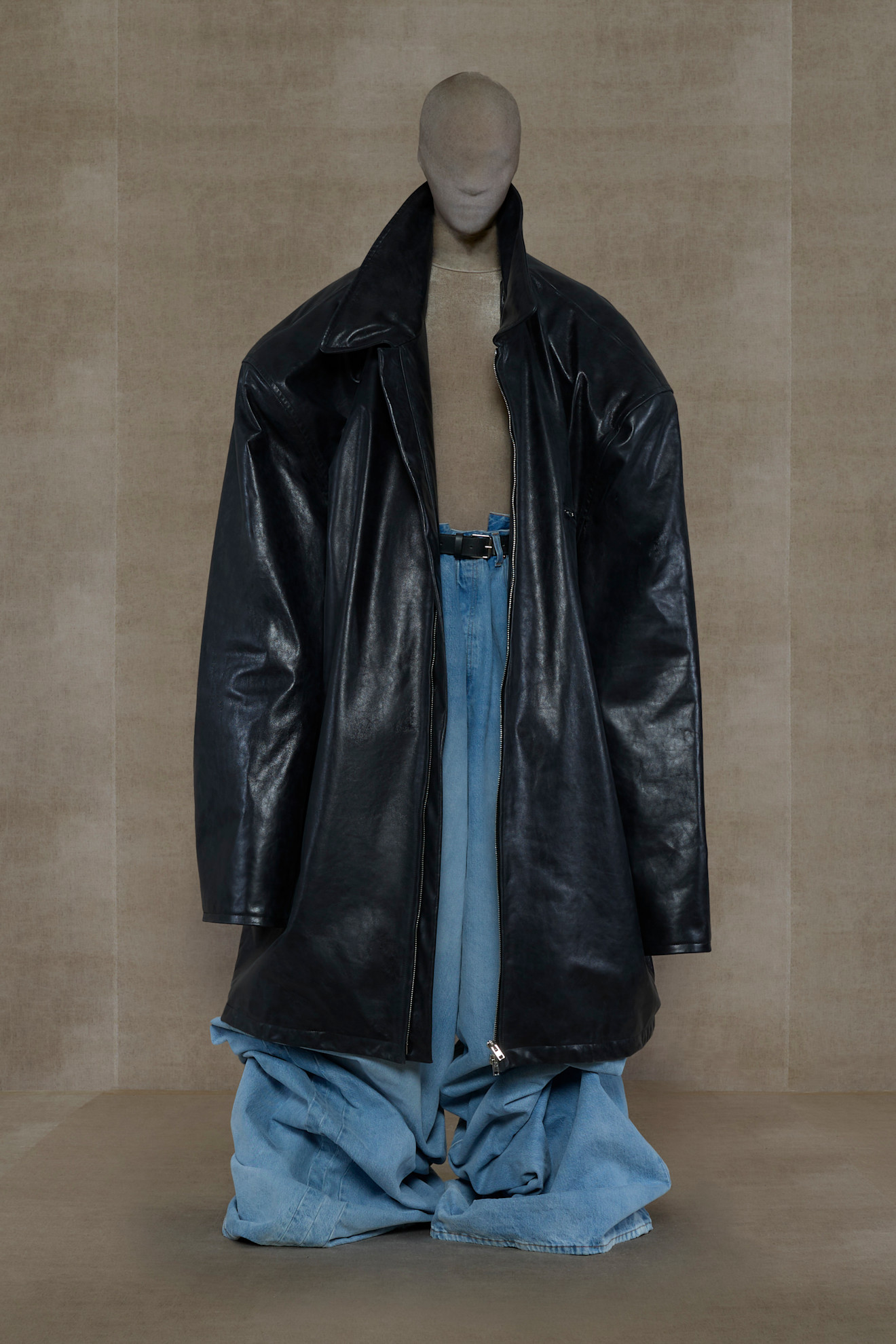 Vetements PO S24 050