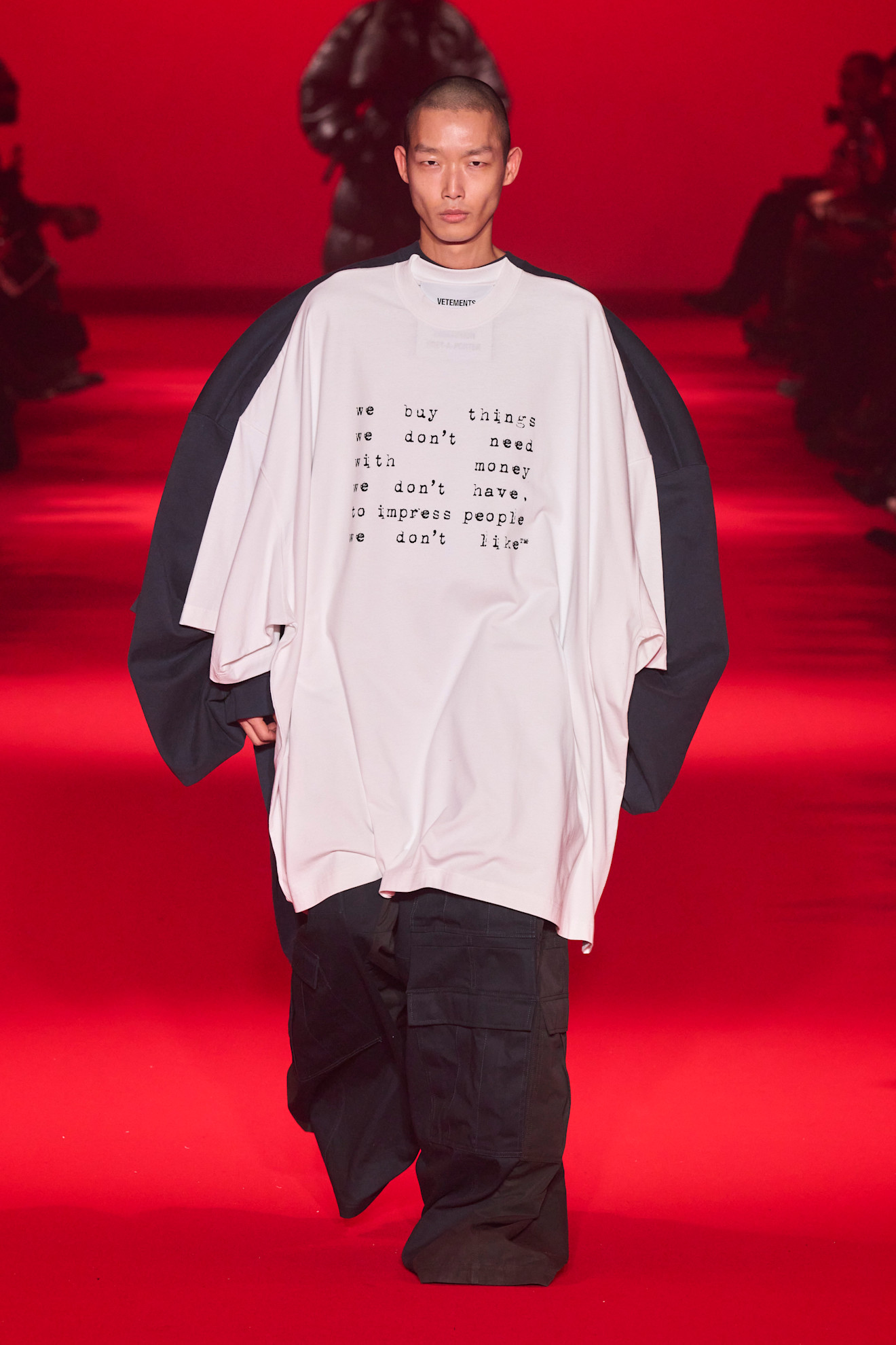 Vetements F24 044