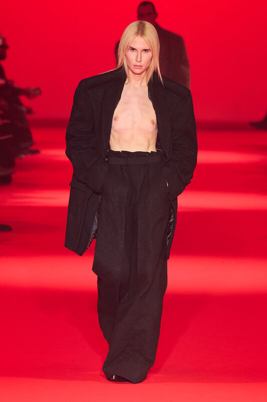 Vetements F24 003