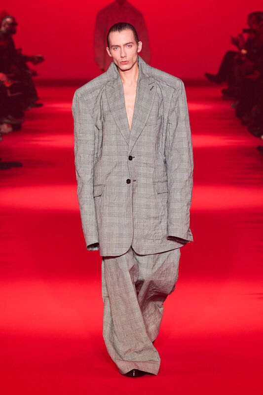 Vetements F24 004