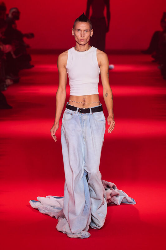 Vetements F24 025