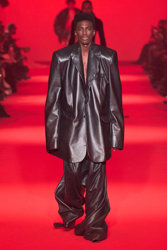 Vetements F24 035