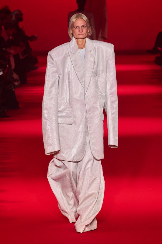 Vetements F24 073