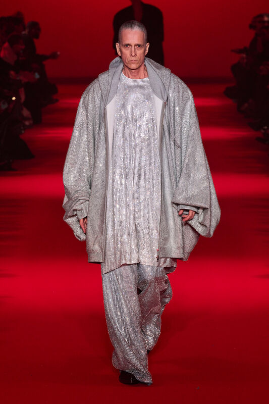 Vetements F24 083