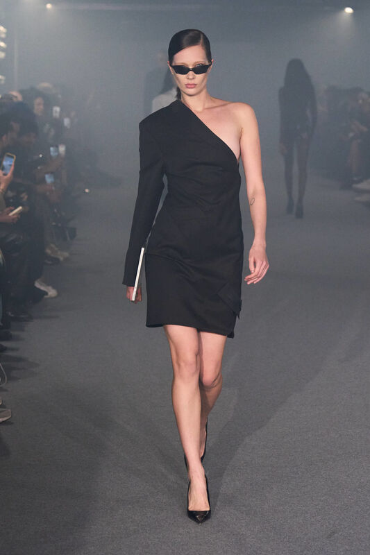 Vetements S25 012