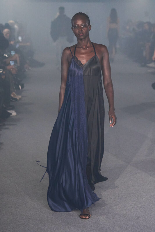 Vetements S25 023