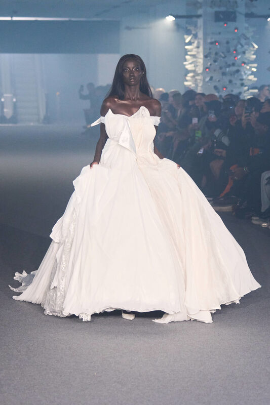 Vetements S25 060