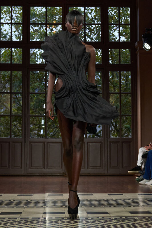 Mugler S25 029