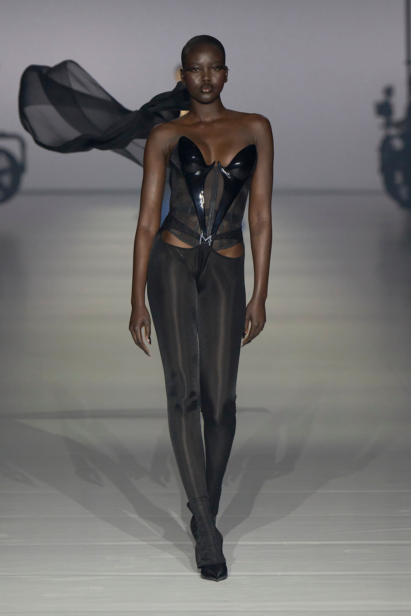 Mugler S24 029