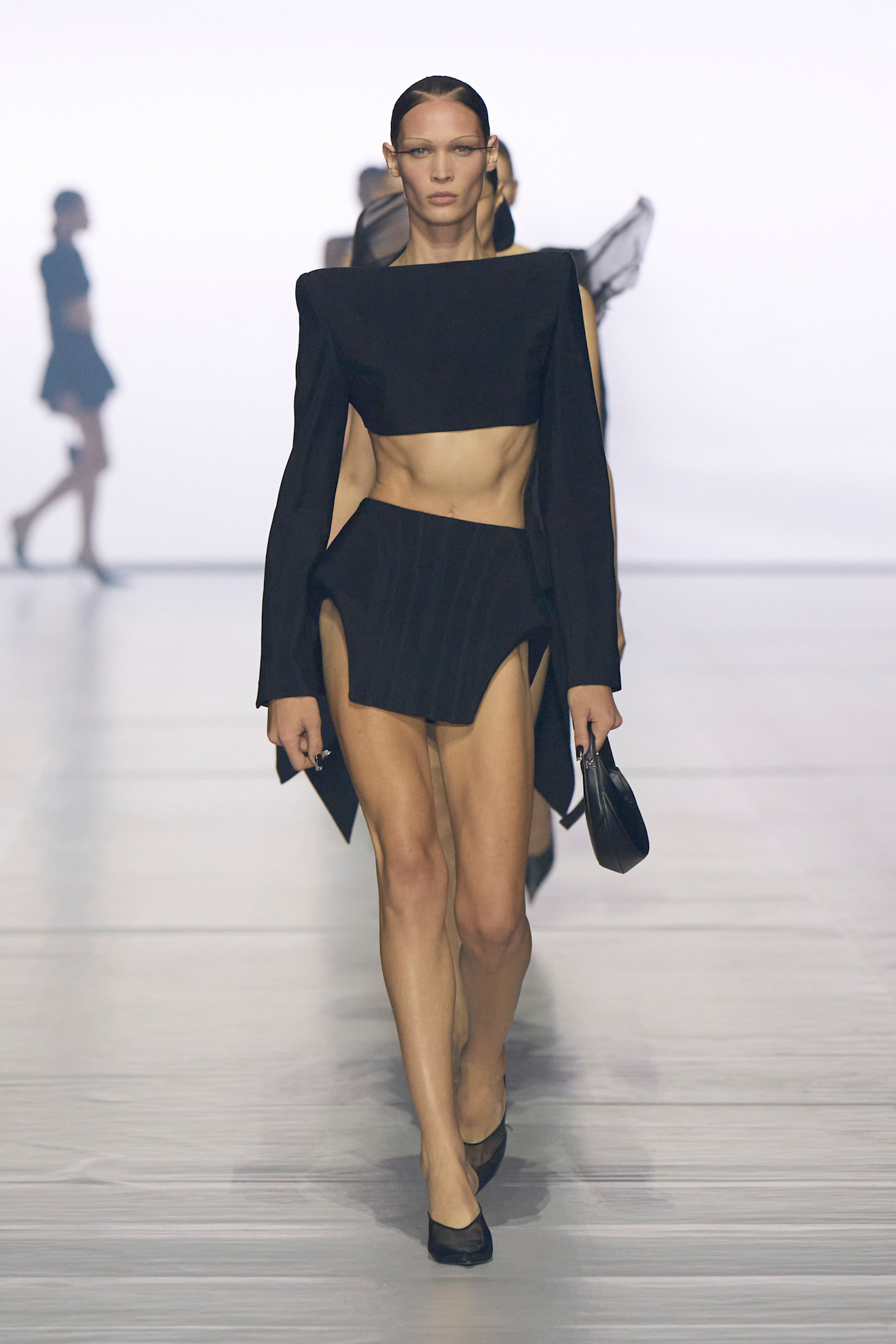 Mugler S24 040