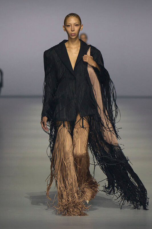Mugler S24 031