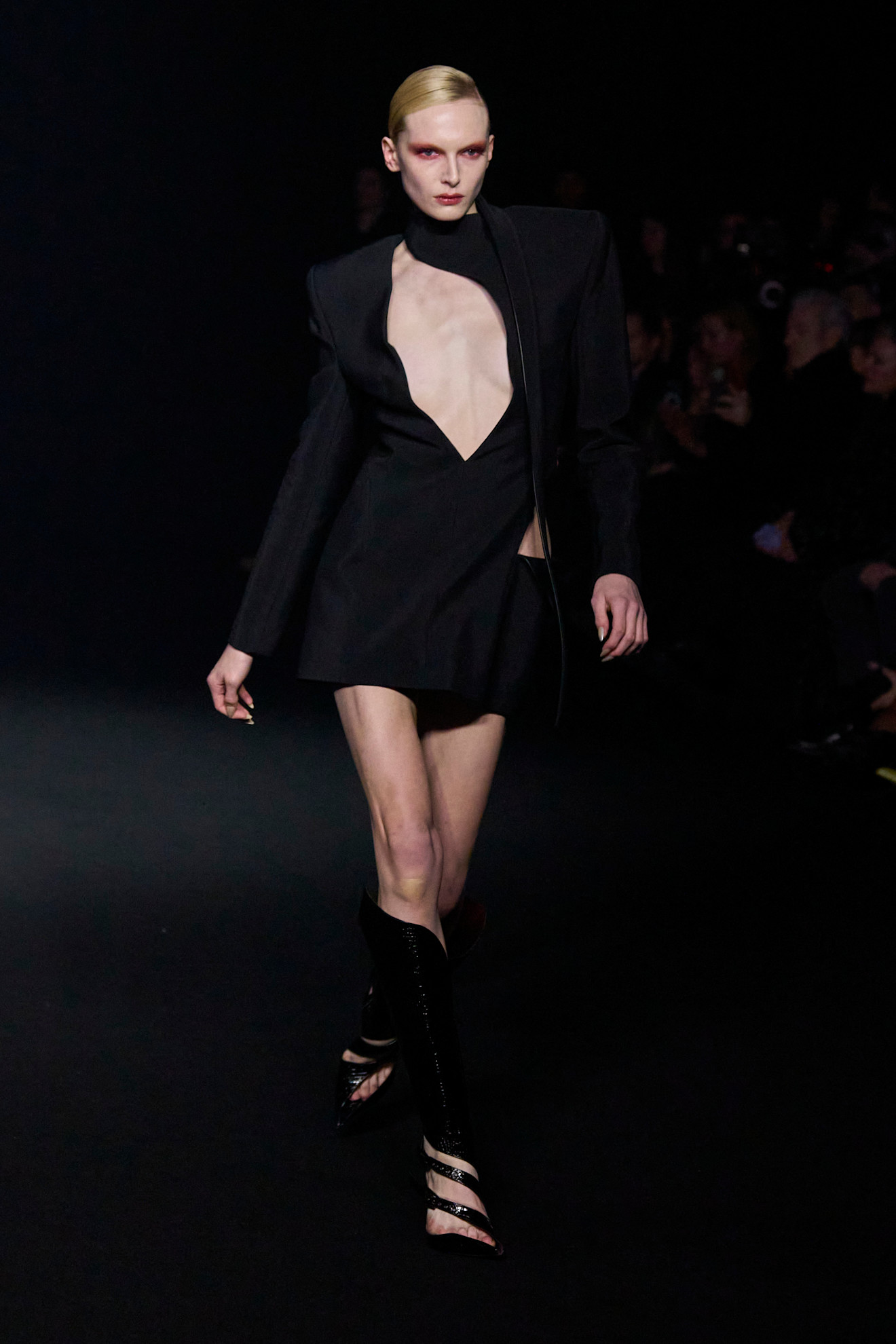 Mugler F24 025
