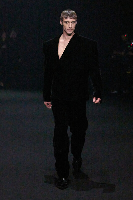 Mugler F24 012