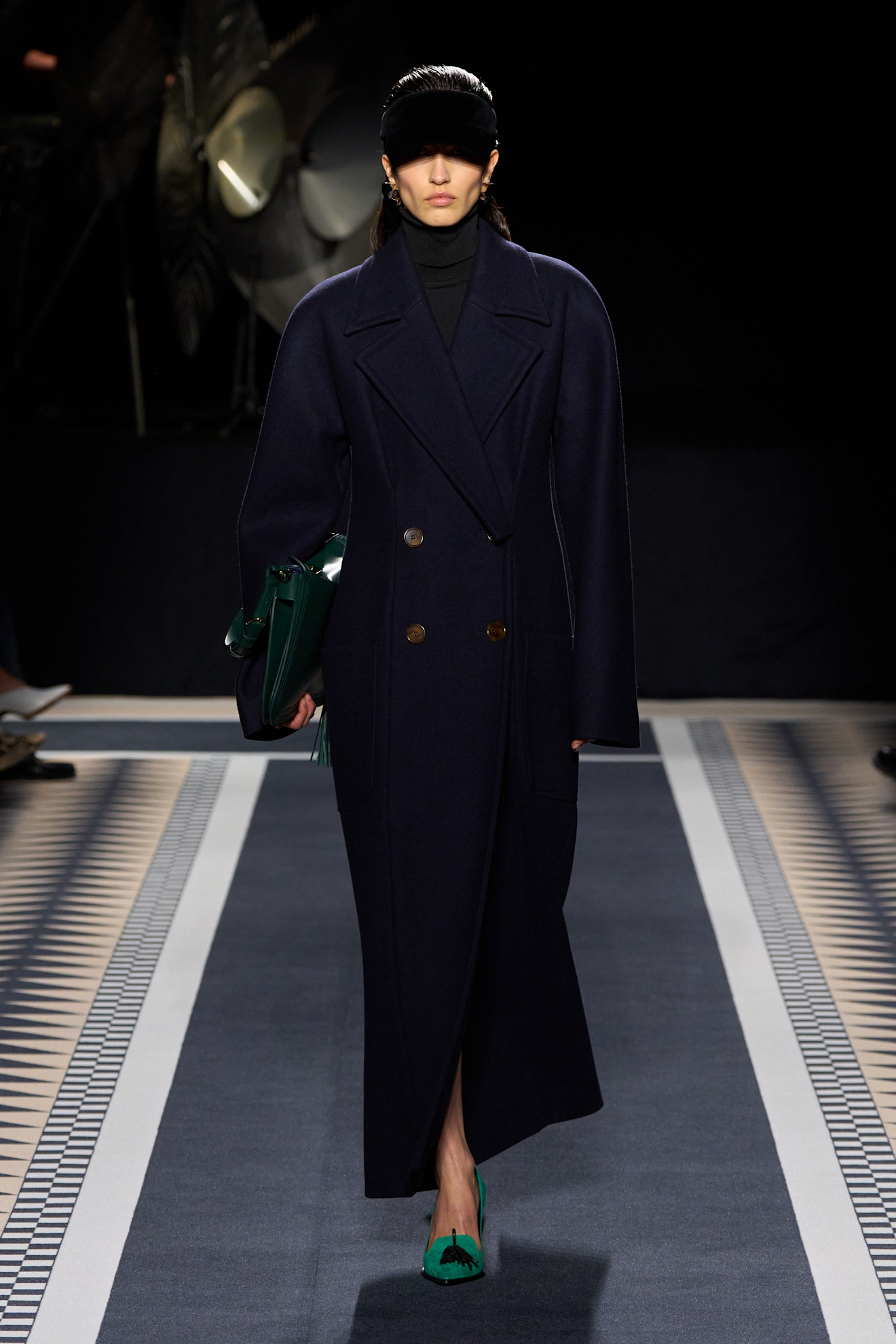Lanvin m F25 010