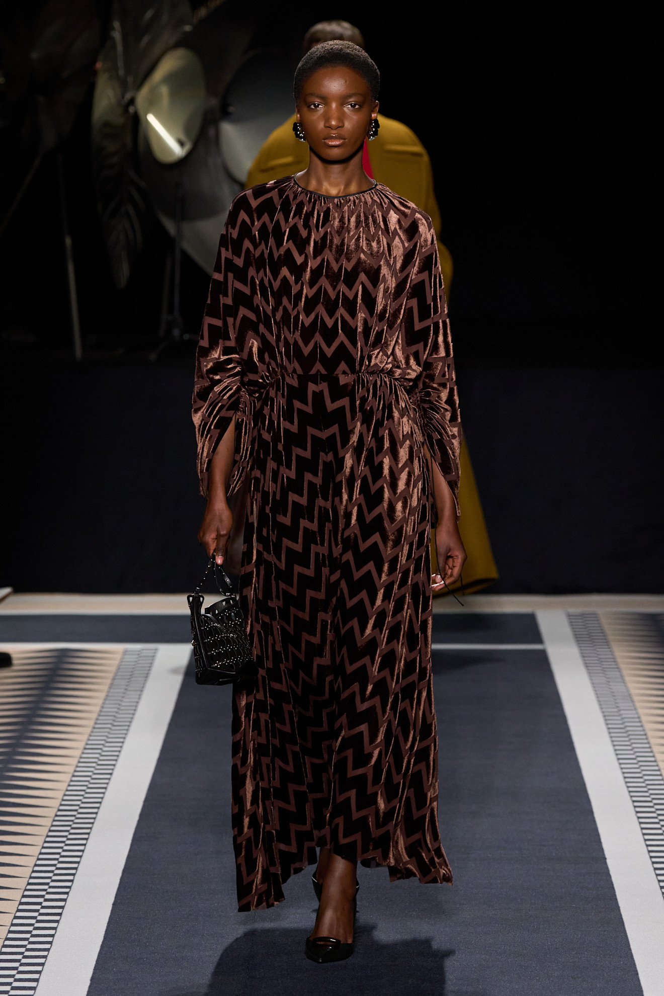 Lanvin m F25 033